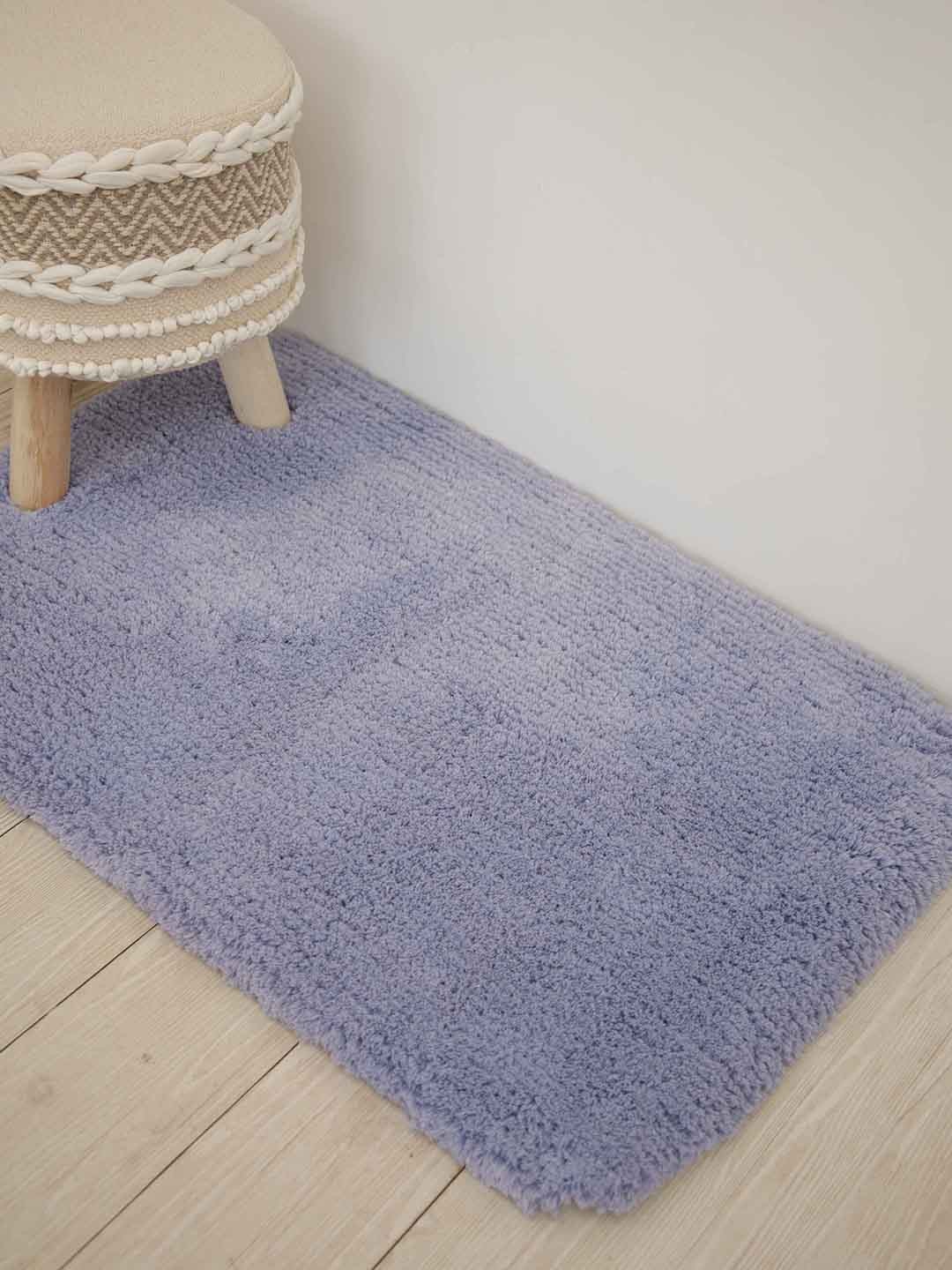 

Ariana Lavender Solid 300 GSM Cotton Anti-Skid Bath Mat