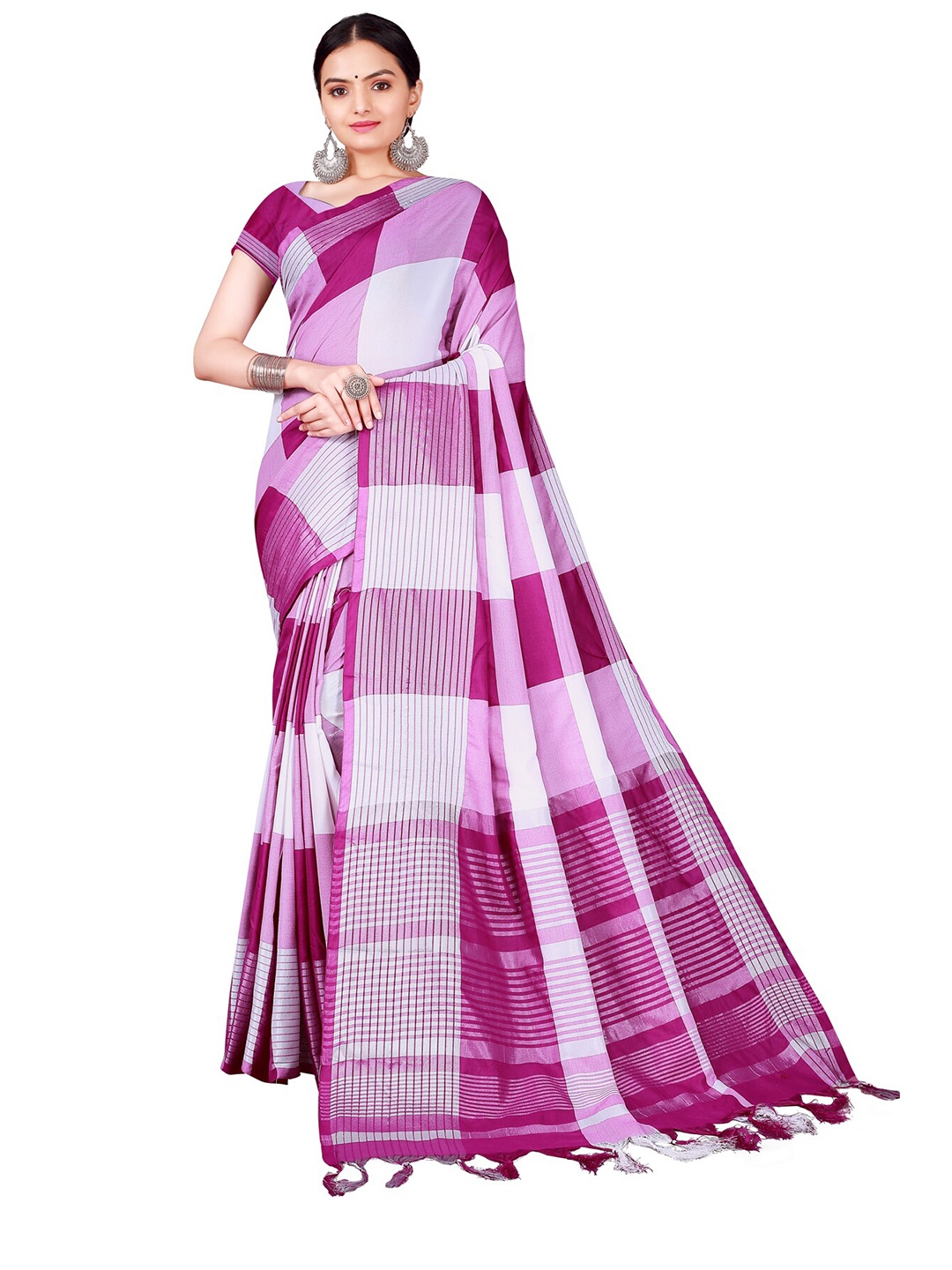 

SAADHVI Pink & White Cotton Silk Checked Saree