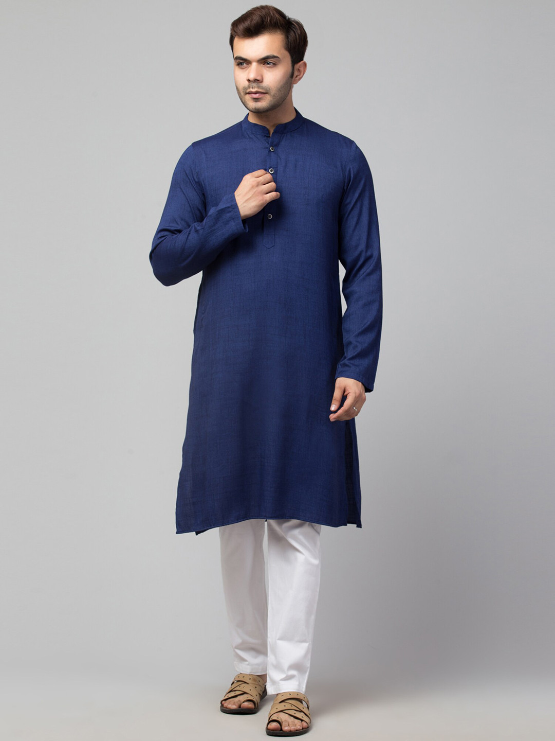 

Waahiba Men Navy Blue Kurta