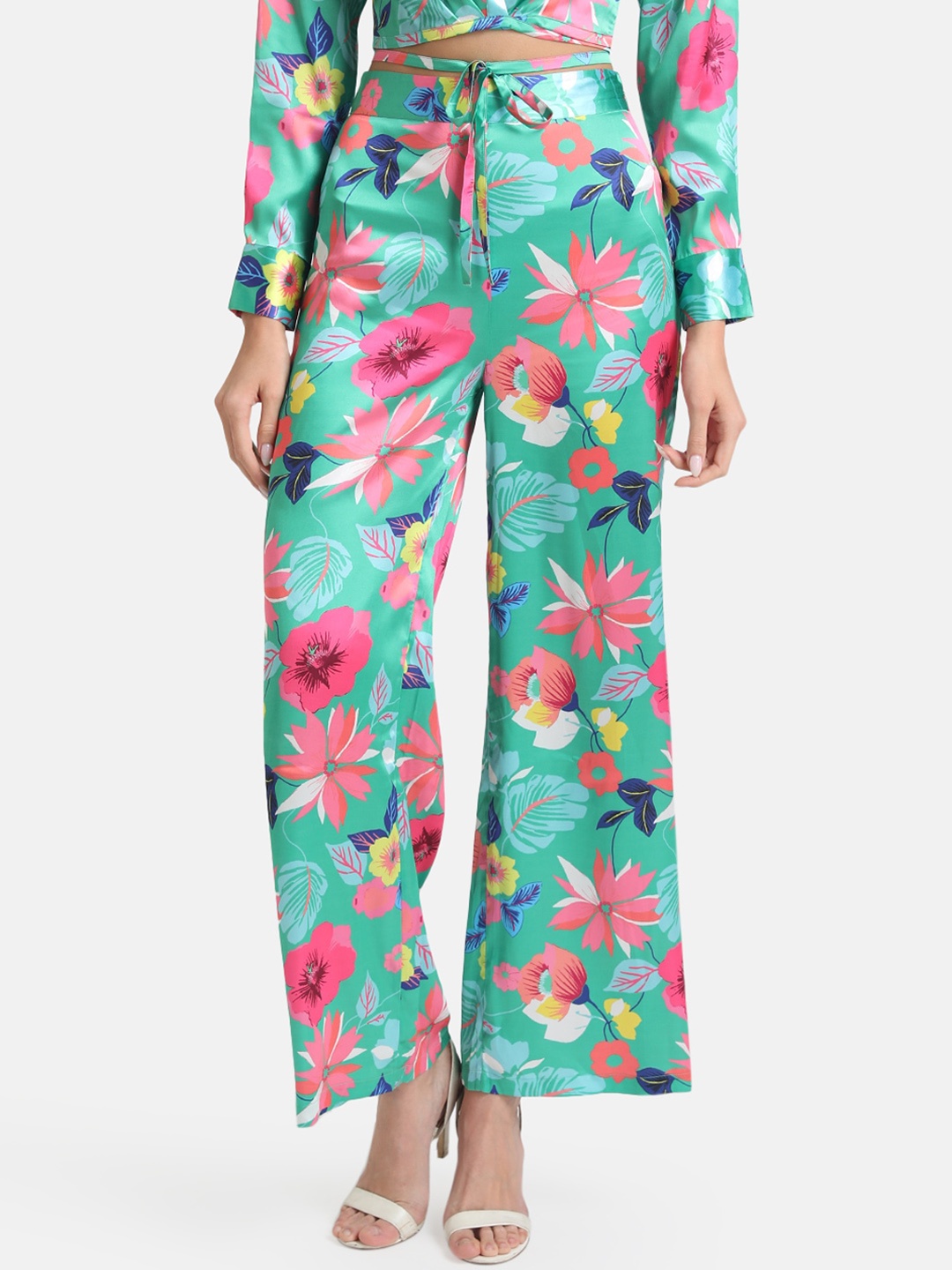 

Kazo Women Green Floral Printed High-Rise Trousers