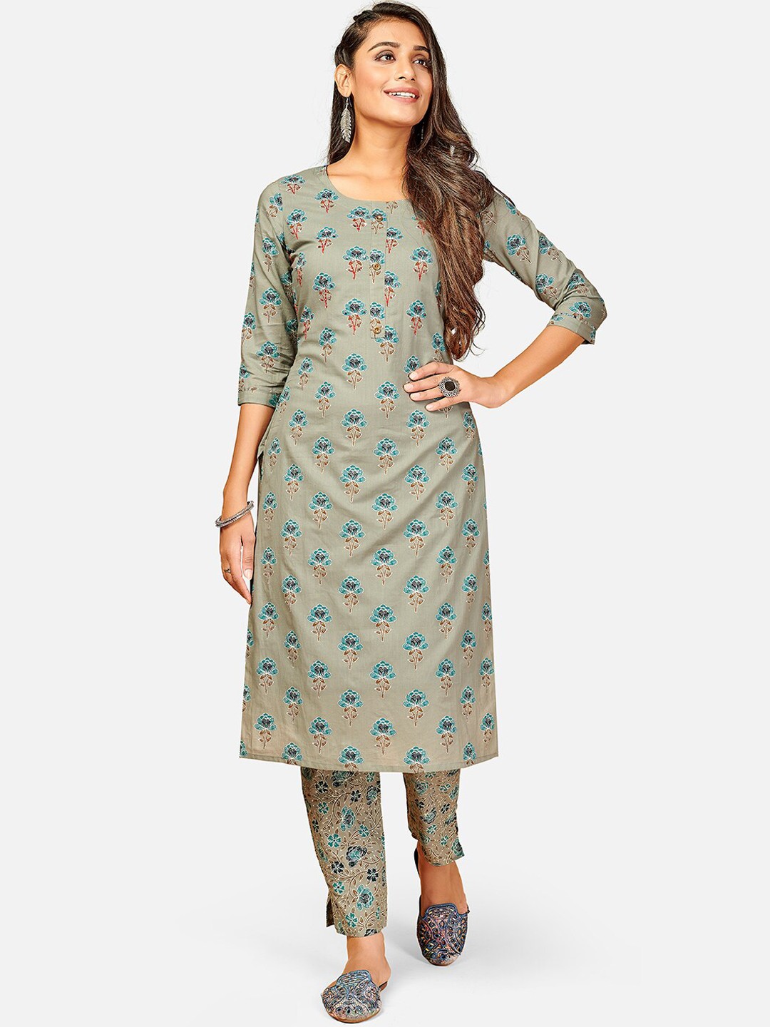 

KALINI Women Grey Floral Printed Pure Cotton Kurti with Trousers