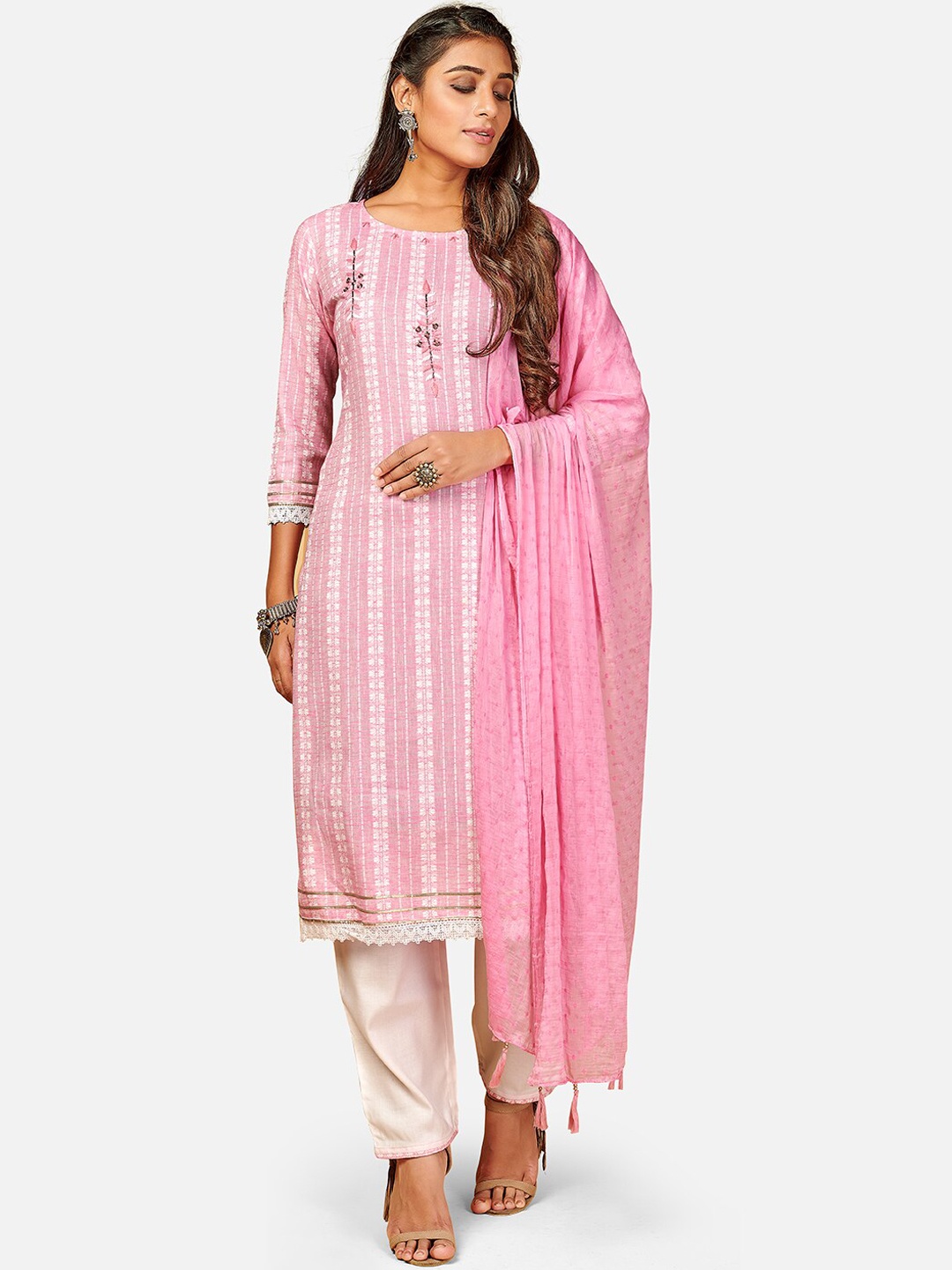 

Vbuyz Women Pink Floral Embroidered Thread Work Kurta with Palazzos & Dupatta