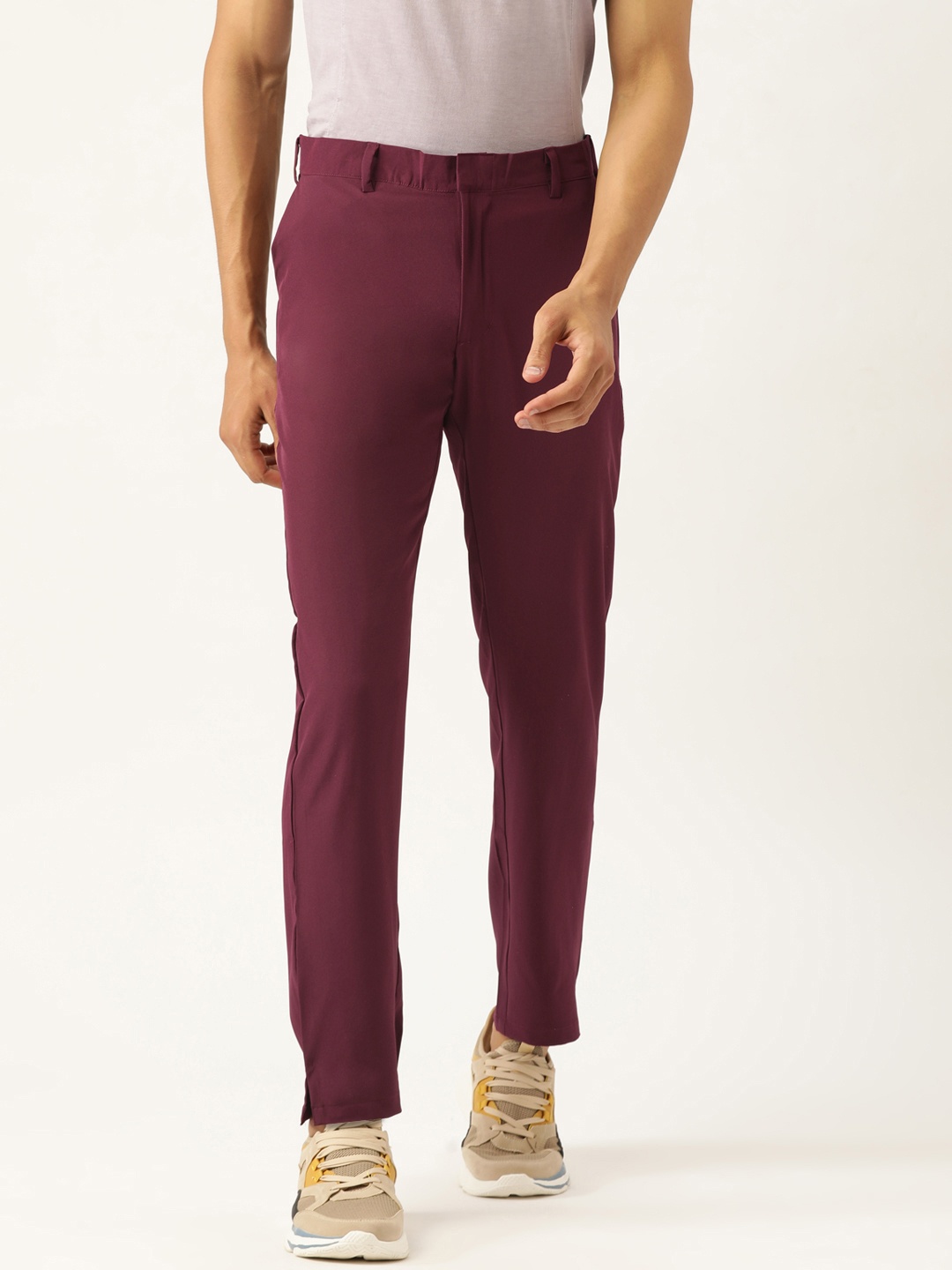 

Truerevo Men Burgundy Solid Original Split Hem Chinos