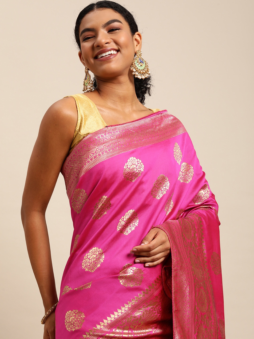 

Leeza Store Pink & Golden Ethnic Motifs Zari Silk Blend Banarasi Saree