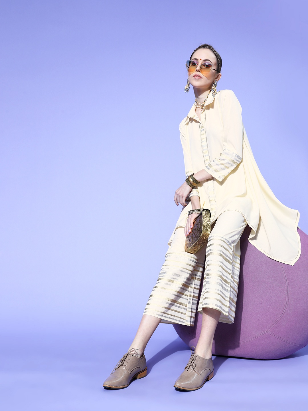 

Ahalyaa Women Off White & Gold-Toned Solid Shirt & Palazzos With Striped Detail