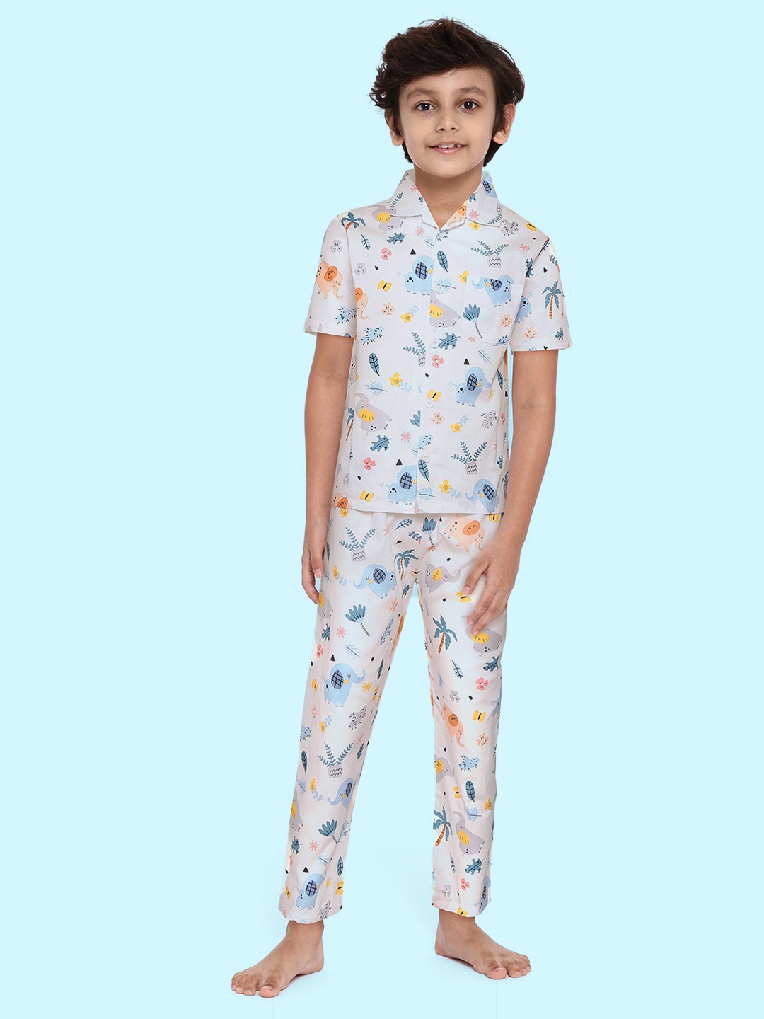 

NAUTI KIDZ Boys White & Blue Conversational Printed Cotton Pyjama Set