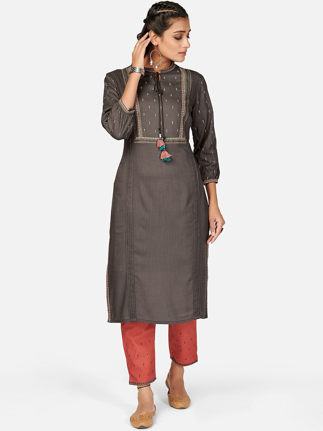 

KALINI Women Grey Ethnic Motifs Yoke Design Thread Work Kurti with Trousers
