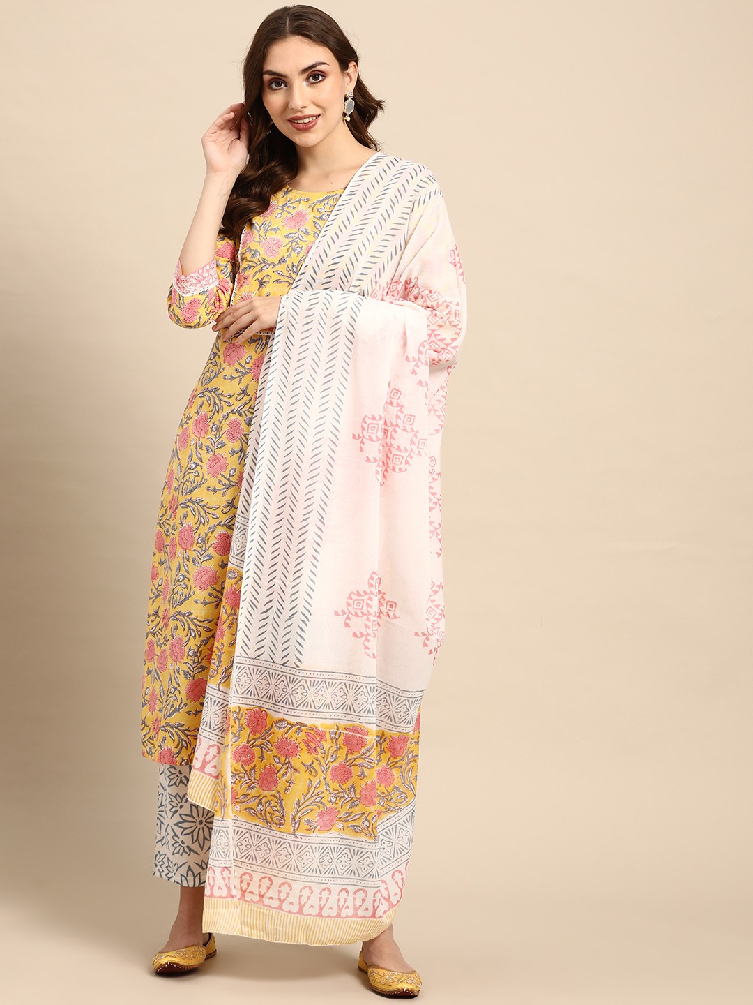 

Prakrti Women Yellow Ethnic Motifs Printed Pure Cotton Kurta with Trousers & With Dupatta