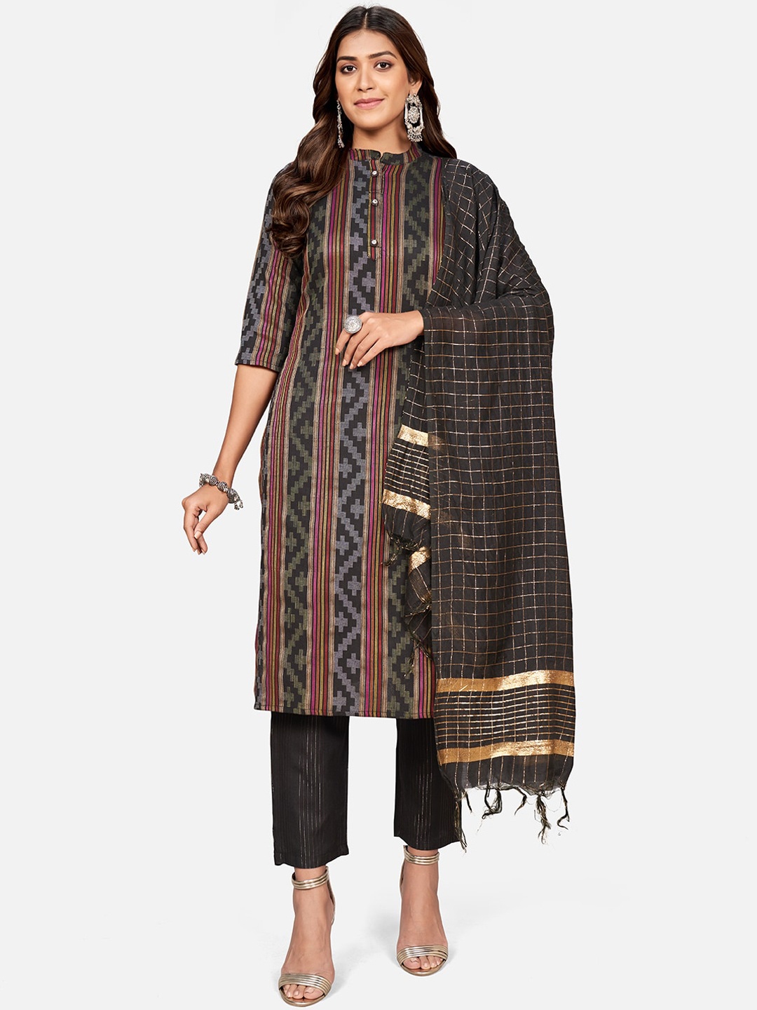 

Vbuyz Women Black Empire Pure Cotton Kurta with Trousers & With Dupatta