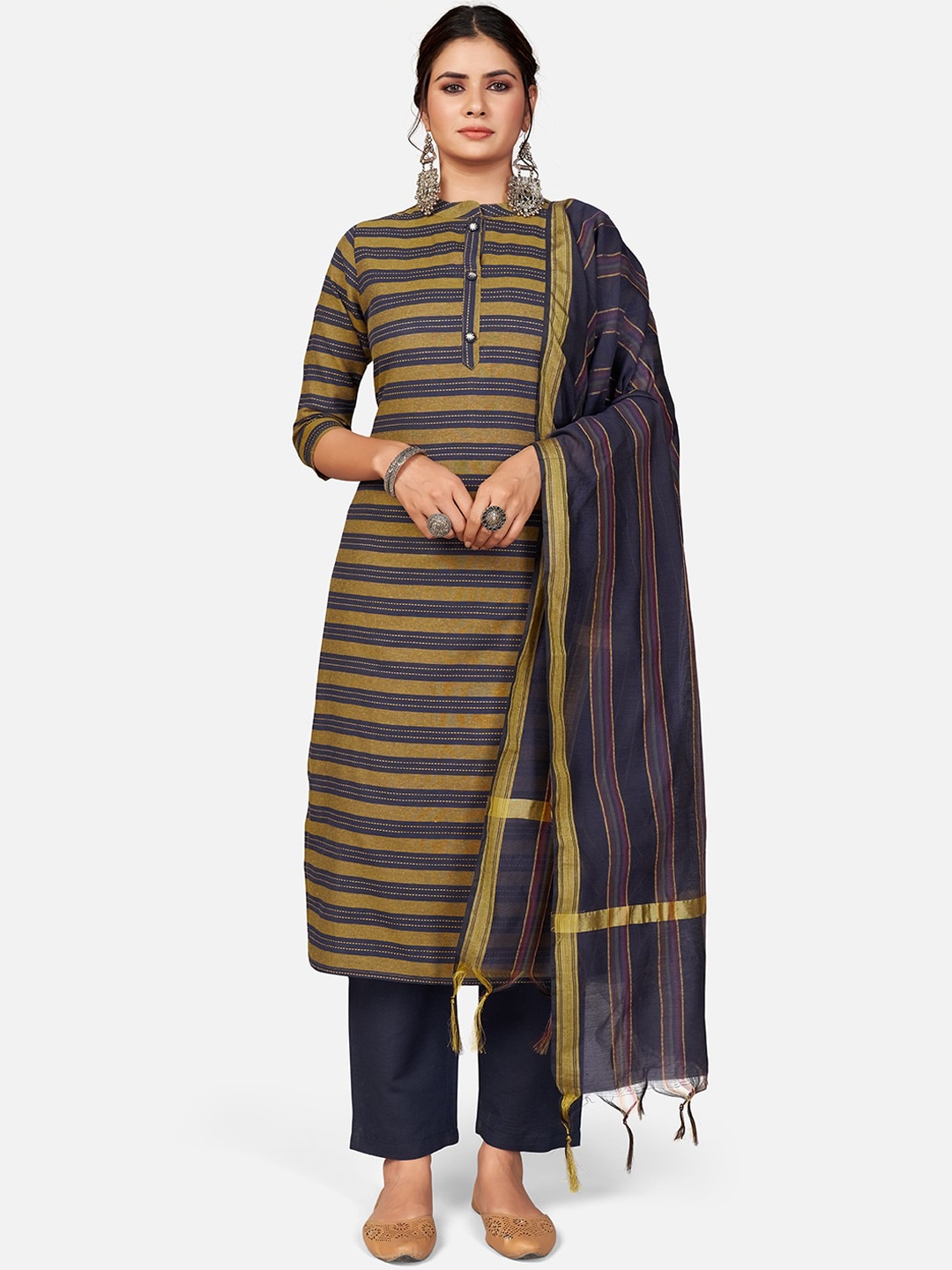 

Vbuyz Women Blue Striped Pure Cotton Kurta with Trousers & With Dupatta