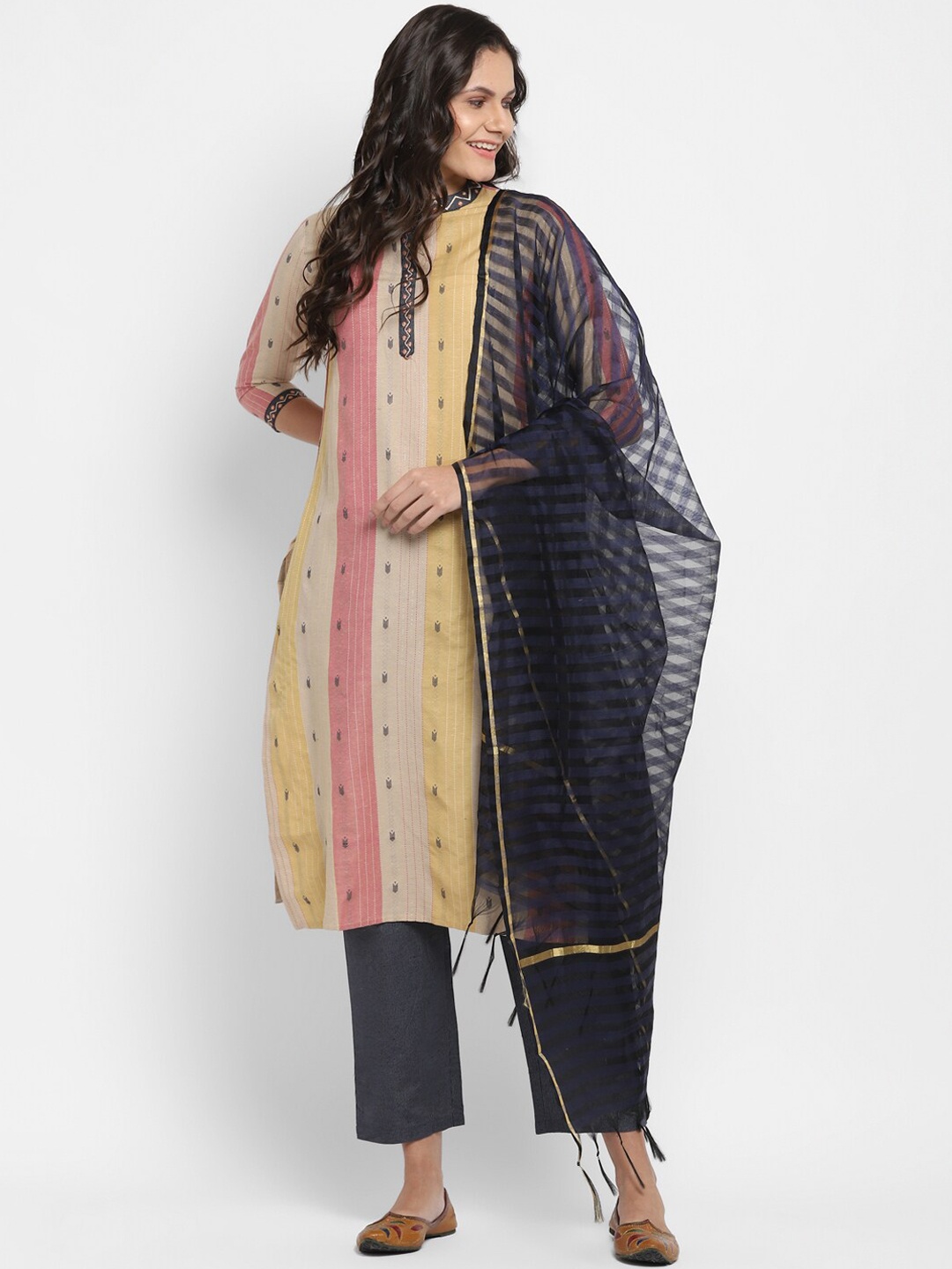 

Vbuyz Women Beige Layered Pure Cotton Kurta with Trousers & With Dupatta