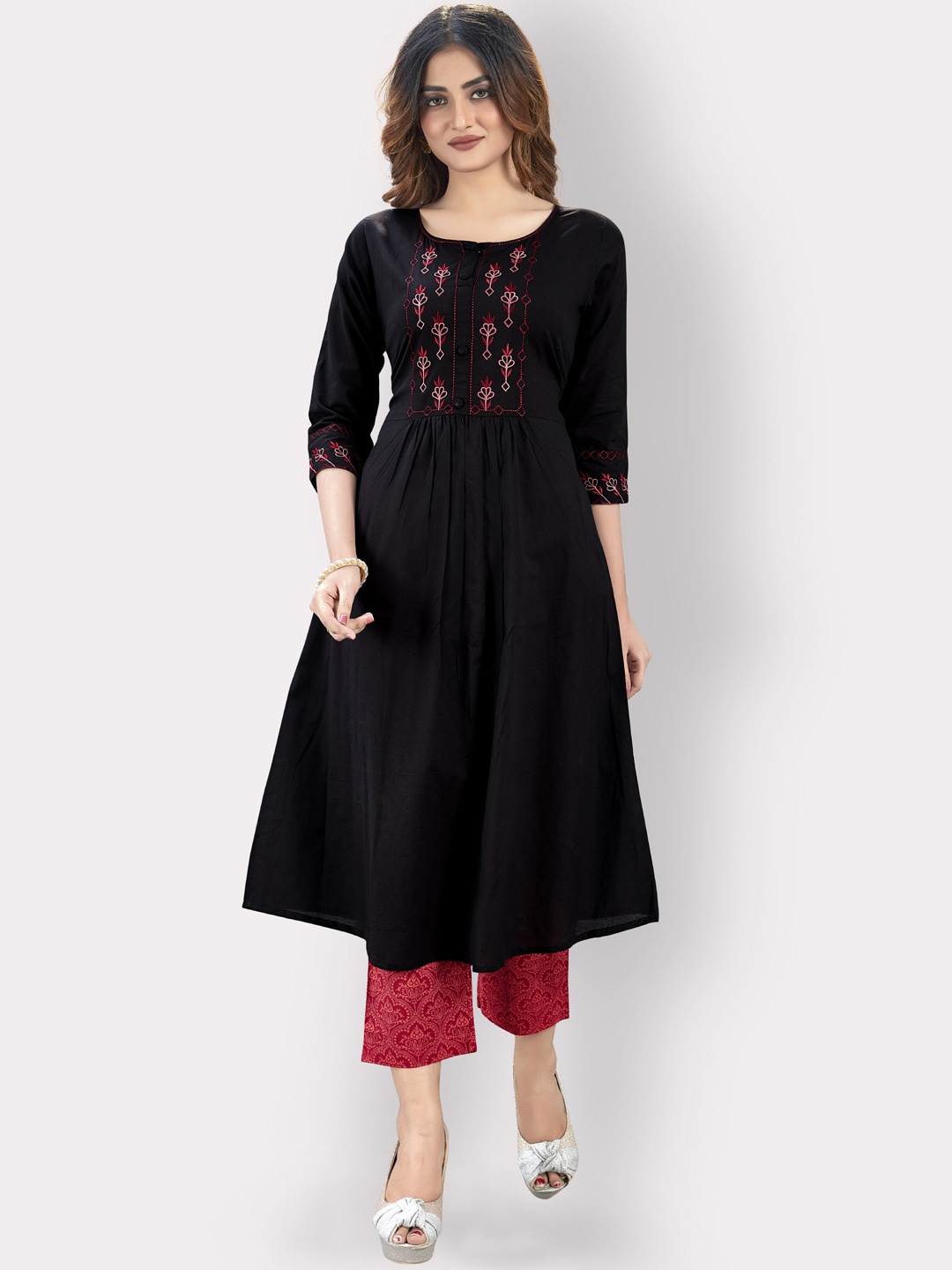 

KALINI Women Black Yoke Design Thread Work Pure Cotton Kurti with Trousers