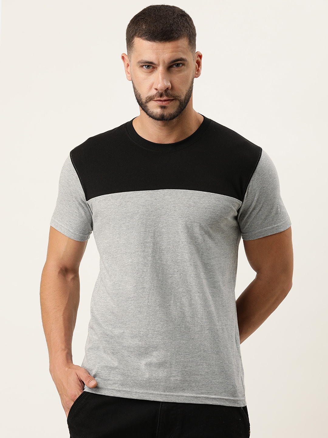 

ARISE Men Grey Melange Solid Pure Cotton T-shirt