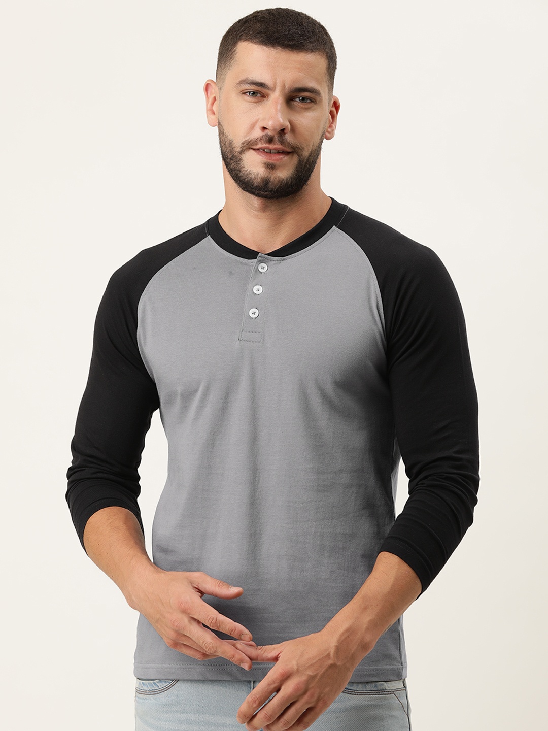 

ARISE Men Grey & Black Henley Neck Bio Finish Cotton T-shirt