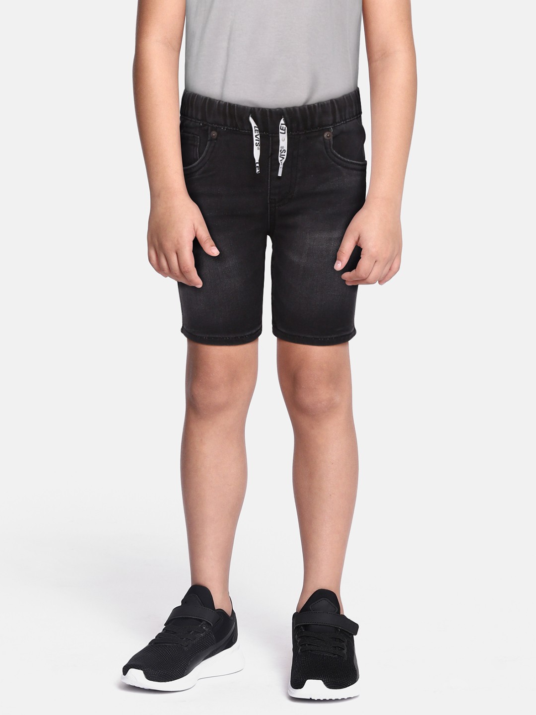 

Levis Boys Black Skinny Fit Denim Shorts
