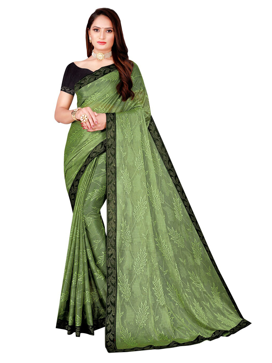 

Florence Green & Black Floral Art Silk Saree