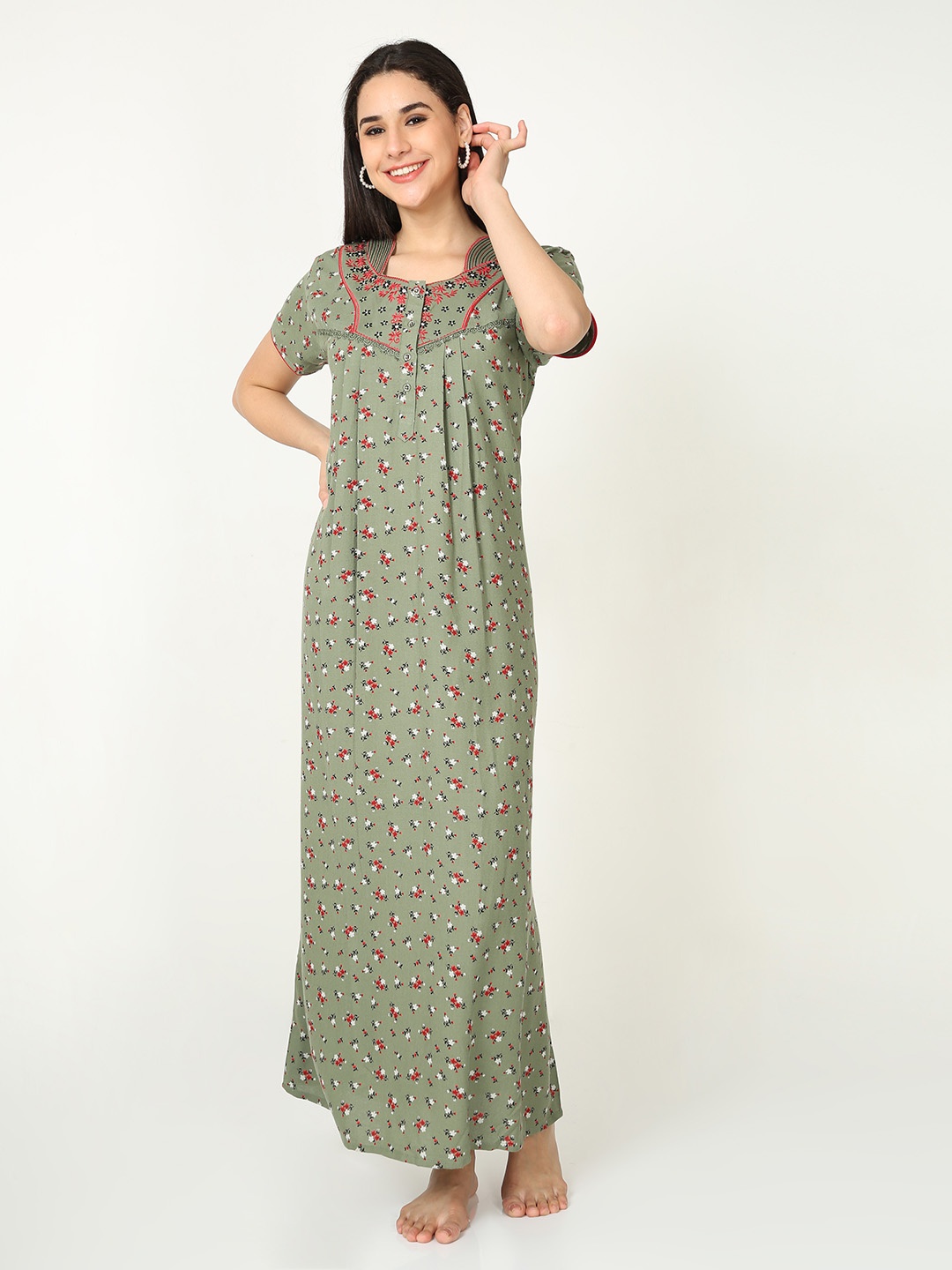 

9shines Label Women Green Printed Maxi Nightdress