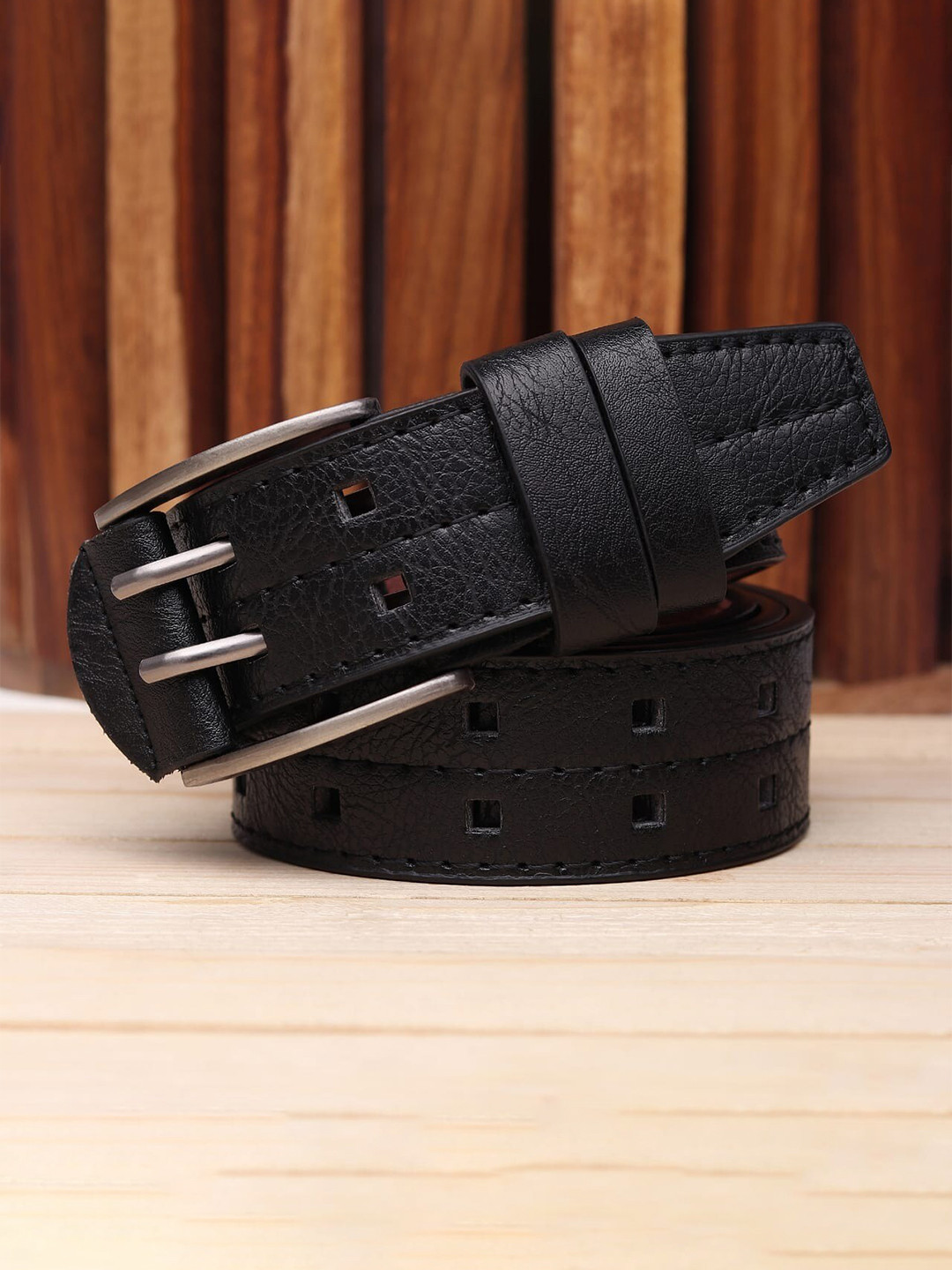 

Kastner Men Black Textured Belt