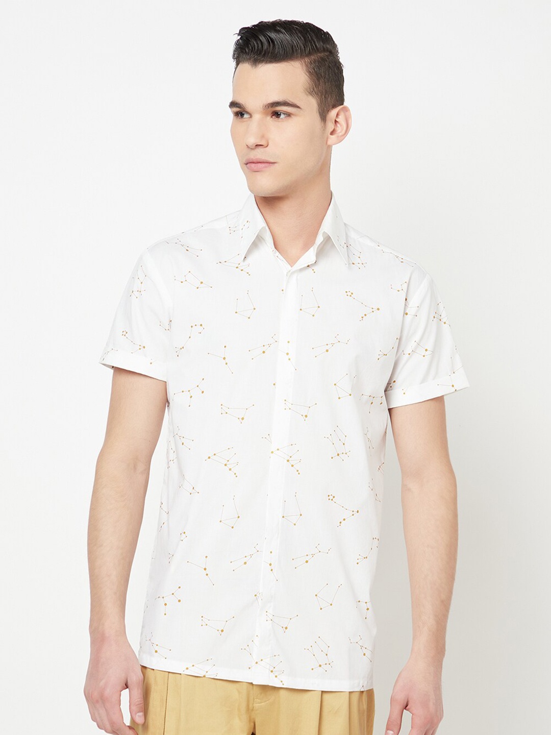 

Crimsoune Club Nikhil Thampi Men White Slim Fit Constellation Printed Cotton Casual Shirt