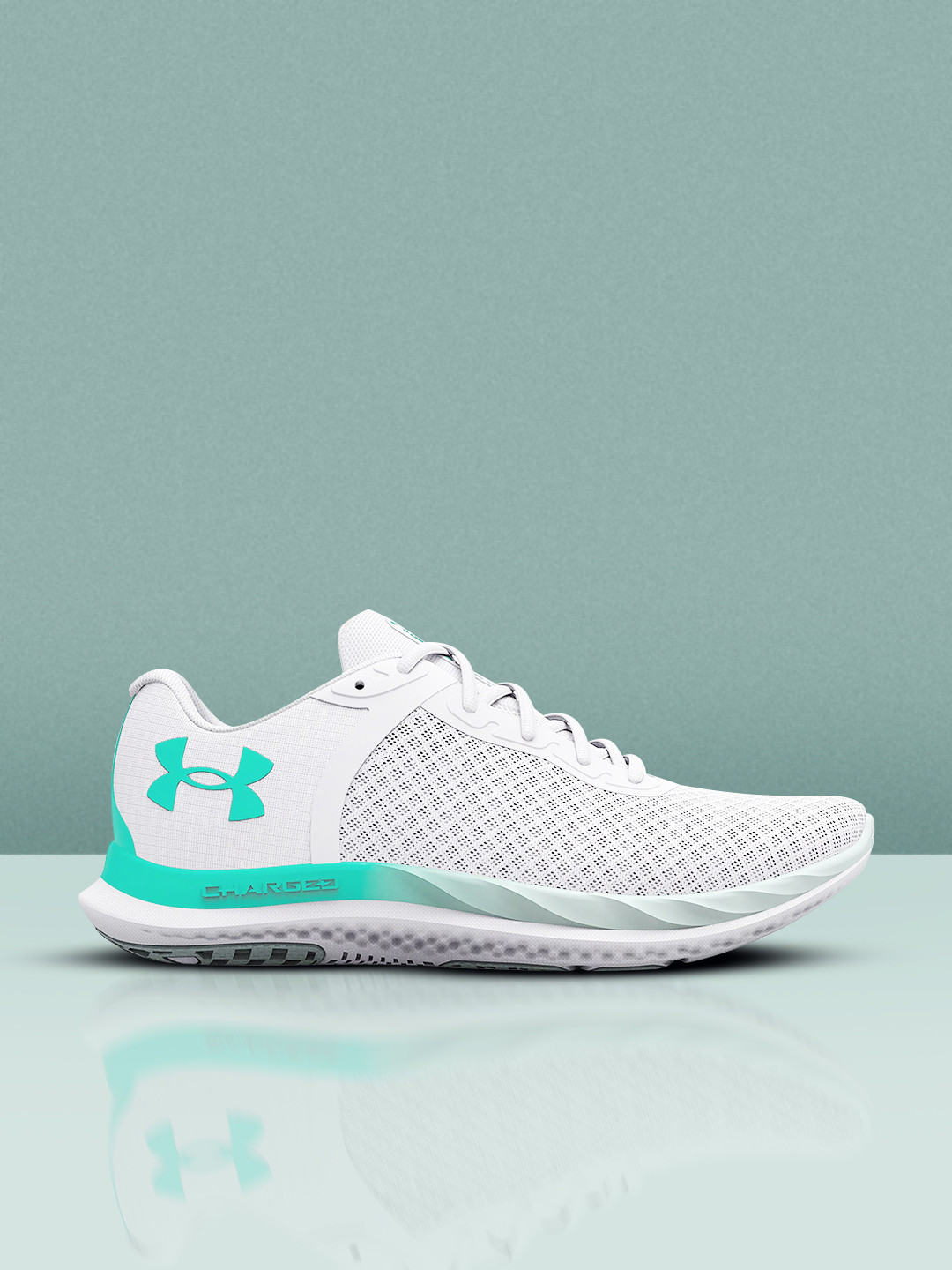 

UNDER ARMOUR Women White Woven Design Charged Breeze Running Shoes