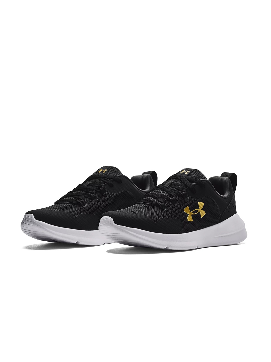 

UNDER ARMOUR Men Black Woven Design Essential Sneakers