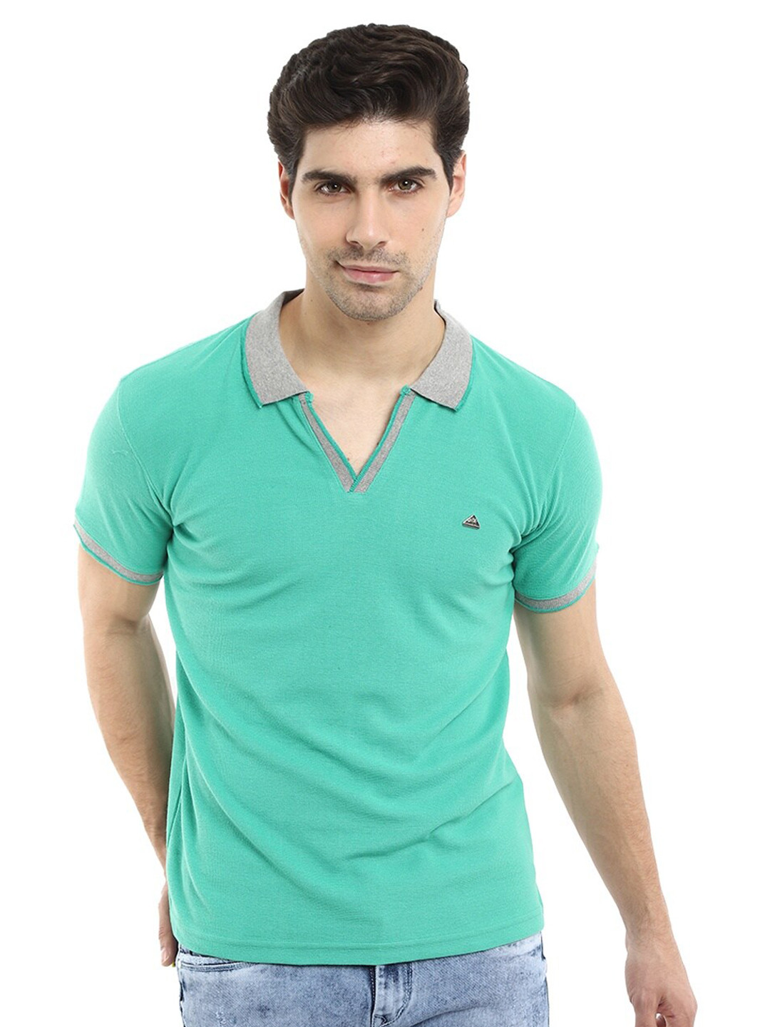 

V-Mart Men Sea Green Polo Collar Slim Fit T-shirt