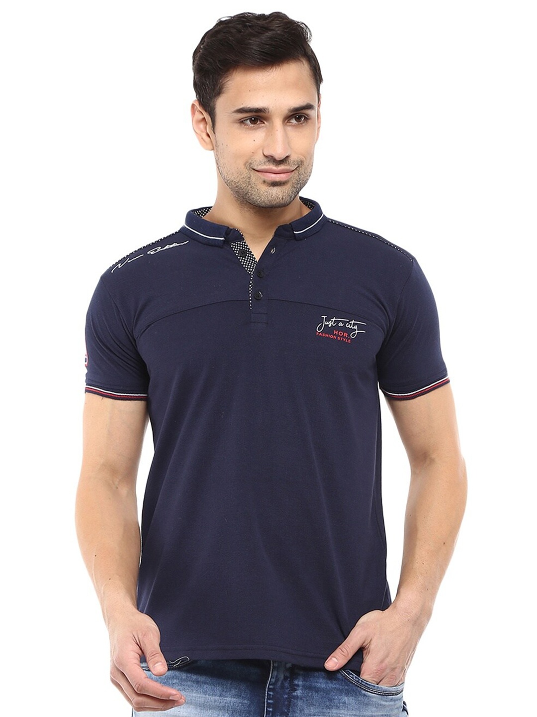 

V-Mart Men Navy Blue Polo Collar Slim Fit T-shirt