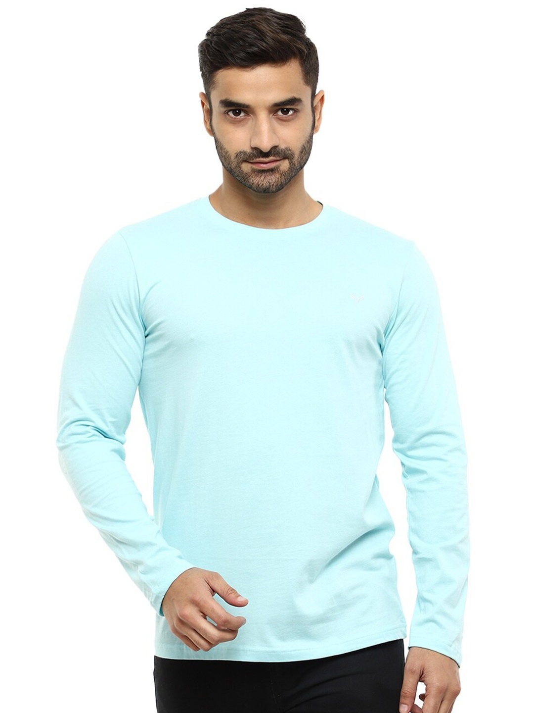 

V-Mart Men Blue Slim Fit T-shirt