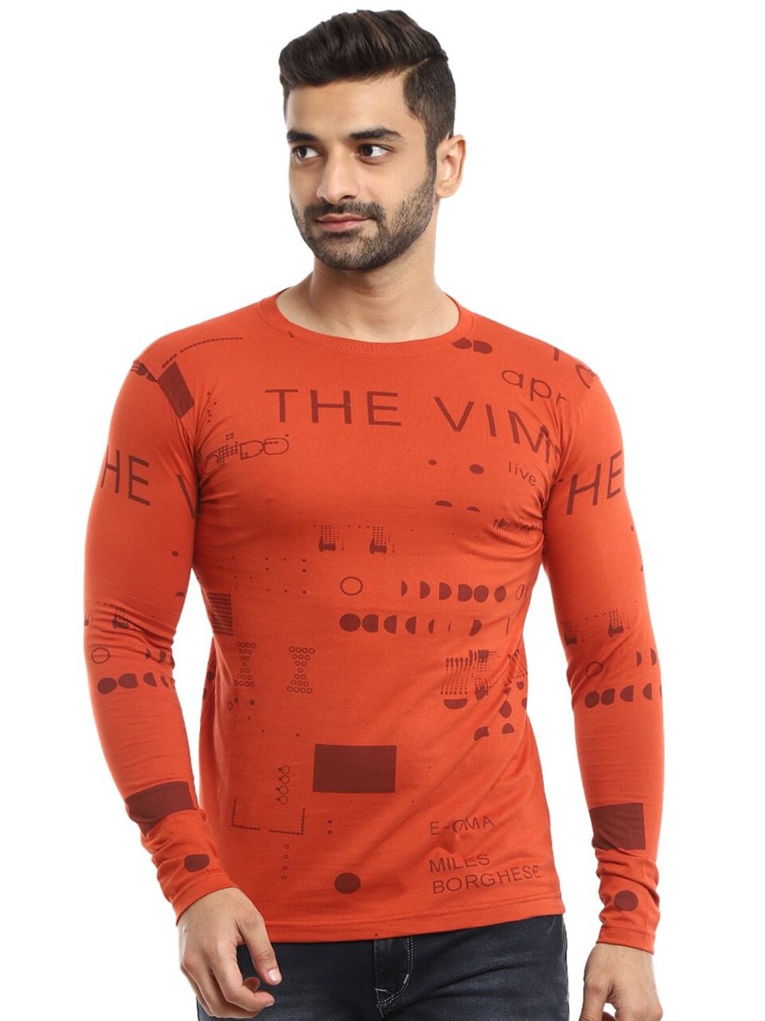 

V-Mart Men Rust Typography Printed Slim Fit T-shirt