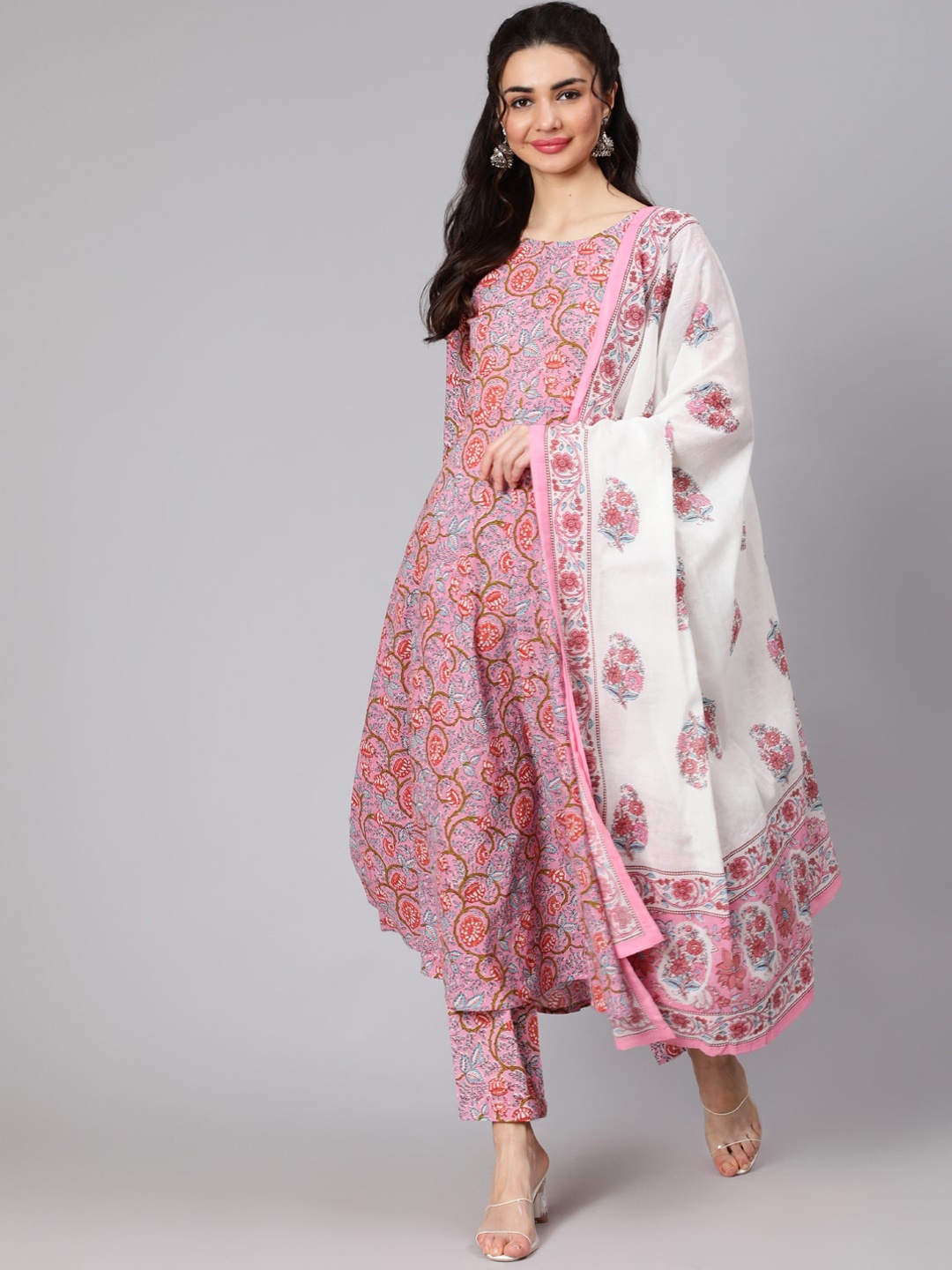 

Nayo Women Pink Floral Printed Flared Kurta With Trouser And Dupatta
