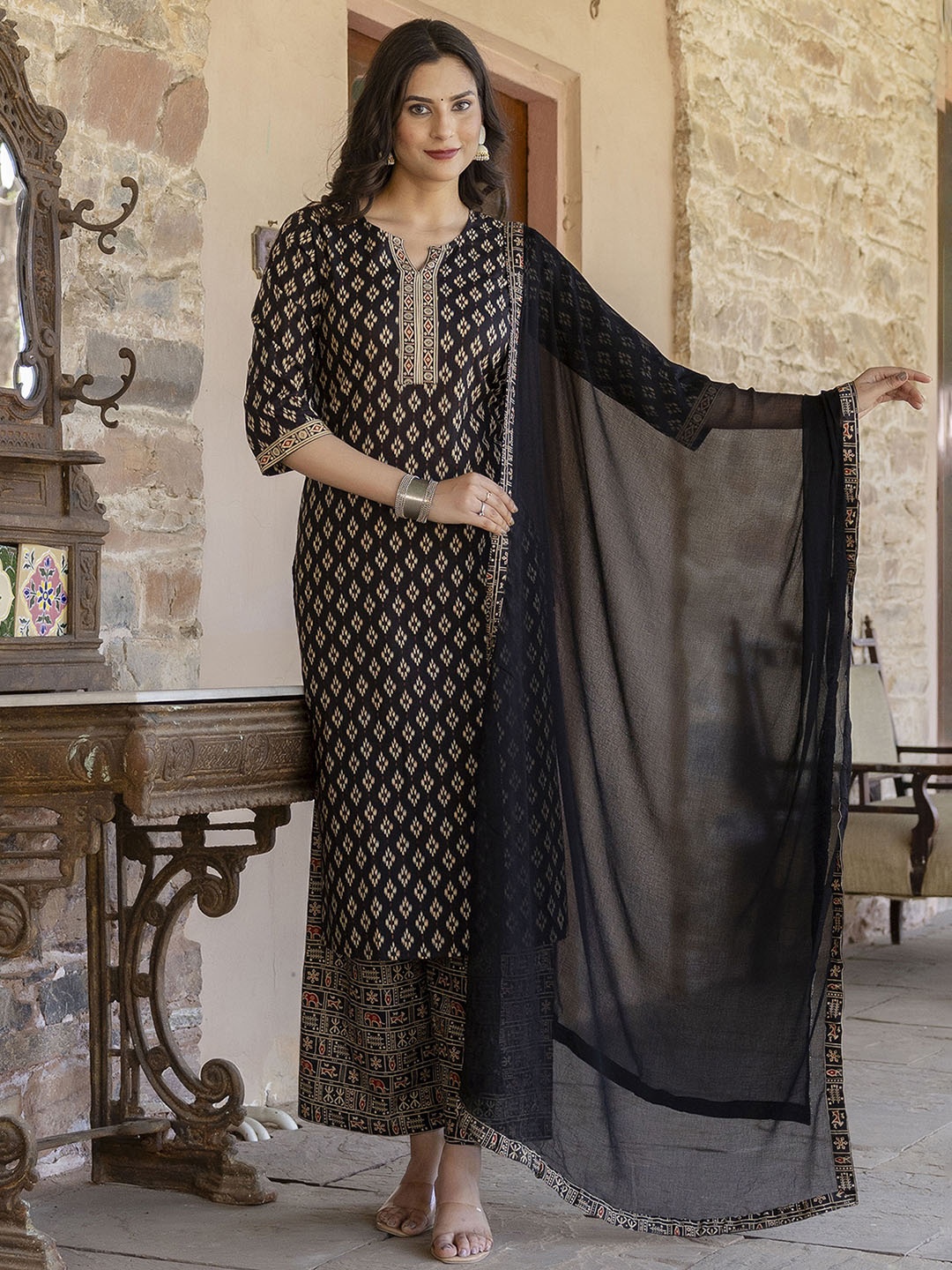 

Nayo Women Black & Beige Abstract Pure Cotton Print Kurta with Palazzos & Dupatta
