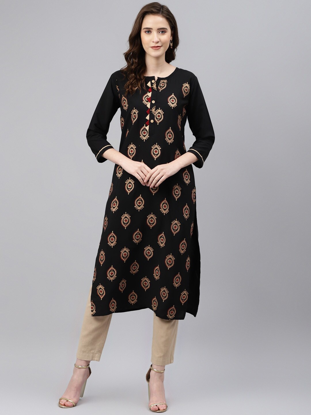 

Somras Women Black & Gold-Toned Ethnic Motifs Printed Kurta