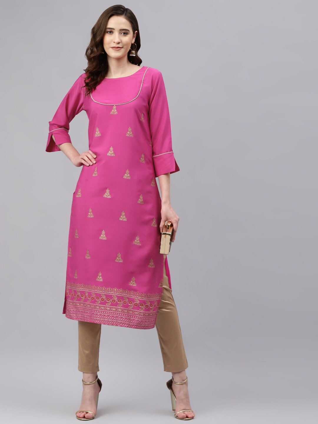 

Somras Women Pink & Red Ethnic Motifs Printed Kurta