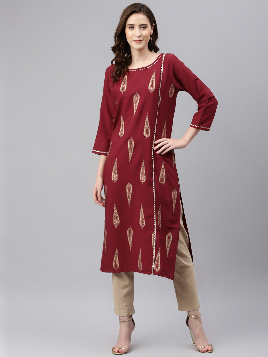 

Somras Women Maroon Printed Kurta