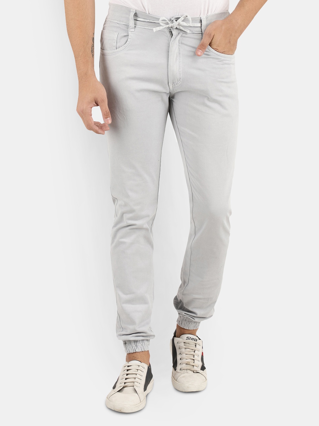 

V-Mart Men Grey Classic Slim Fit Easy Wash Trousers
