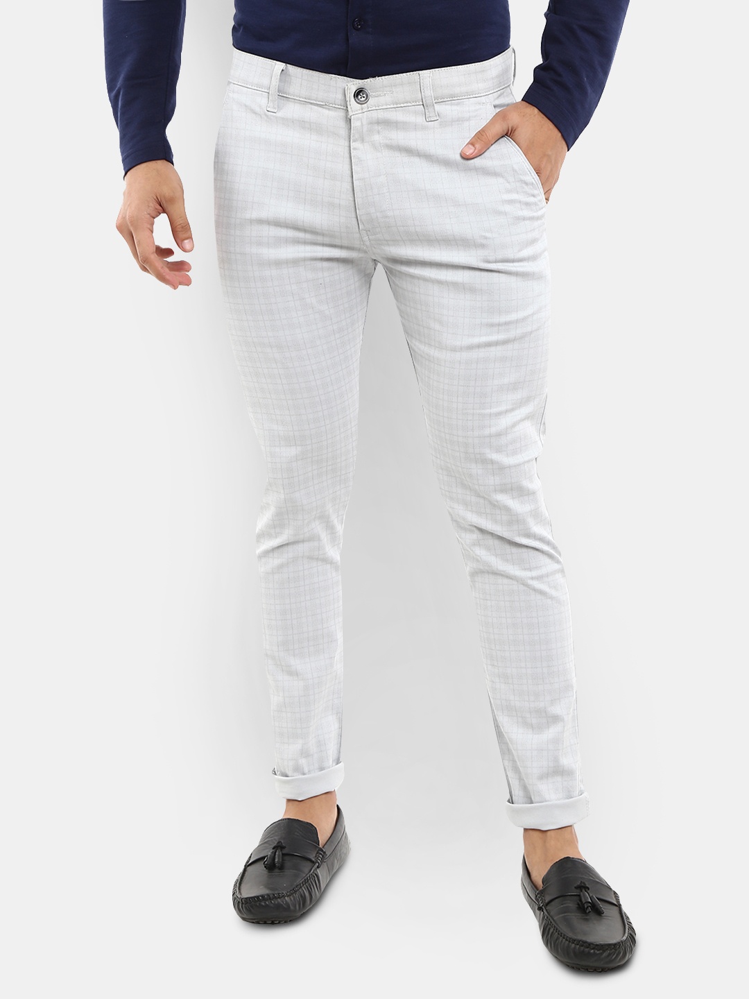 

V-Mart Men White & Grey Checked Classic Easy Wash Trousers
