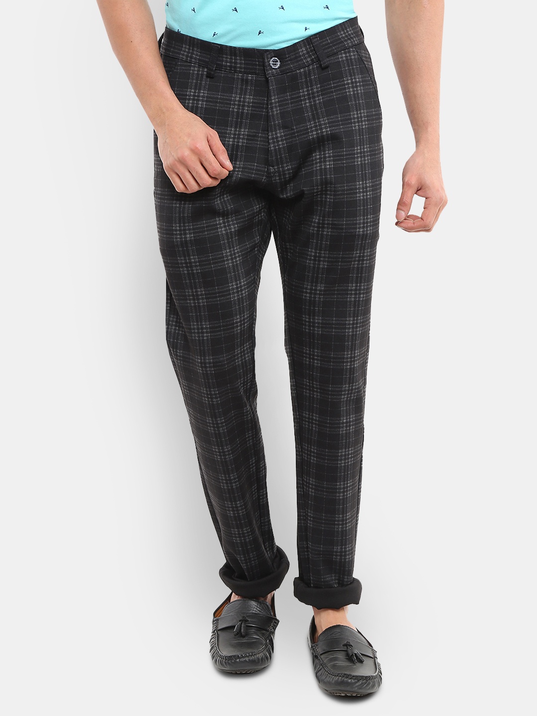 

V-Mart Men Black & Grey Checked Classic Slim Fit Easy Wash Trousers