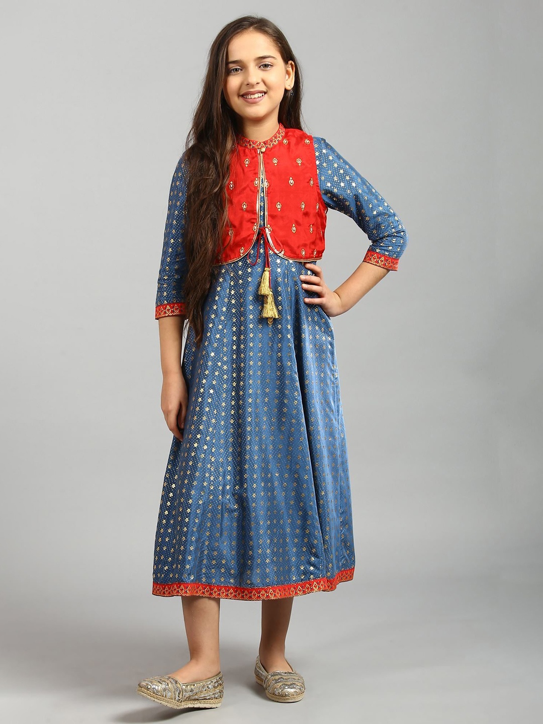 

AURELIA Blue & Red Ethnic Motifs Ethnic A-Line Midi Dress With Jacket