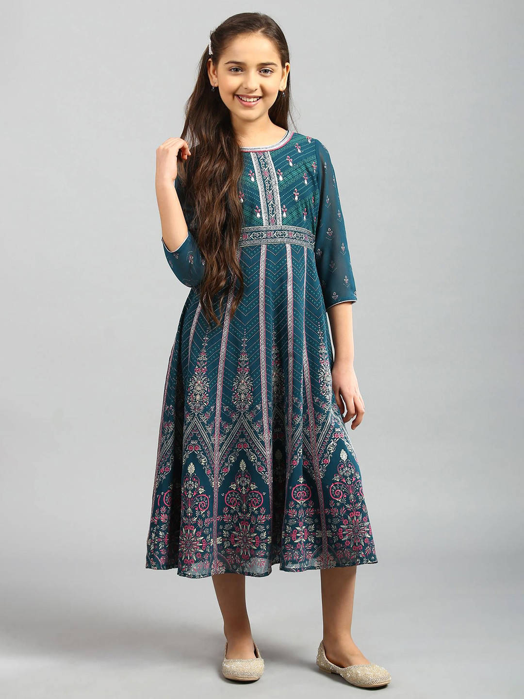 

AURELIA Green Ethnic Motifs Printed Fit & Flared Midi Dress