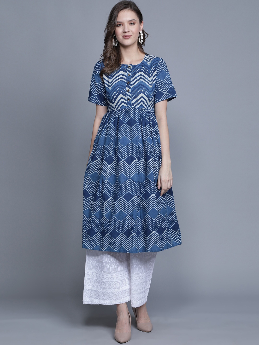 

Cot'N Soft Women Blue & White Pure Cotton Geometric Print Idigo Kurta