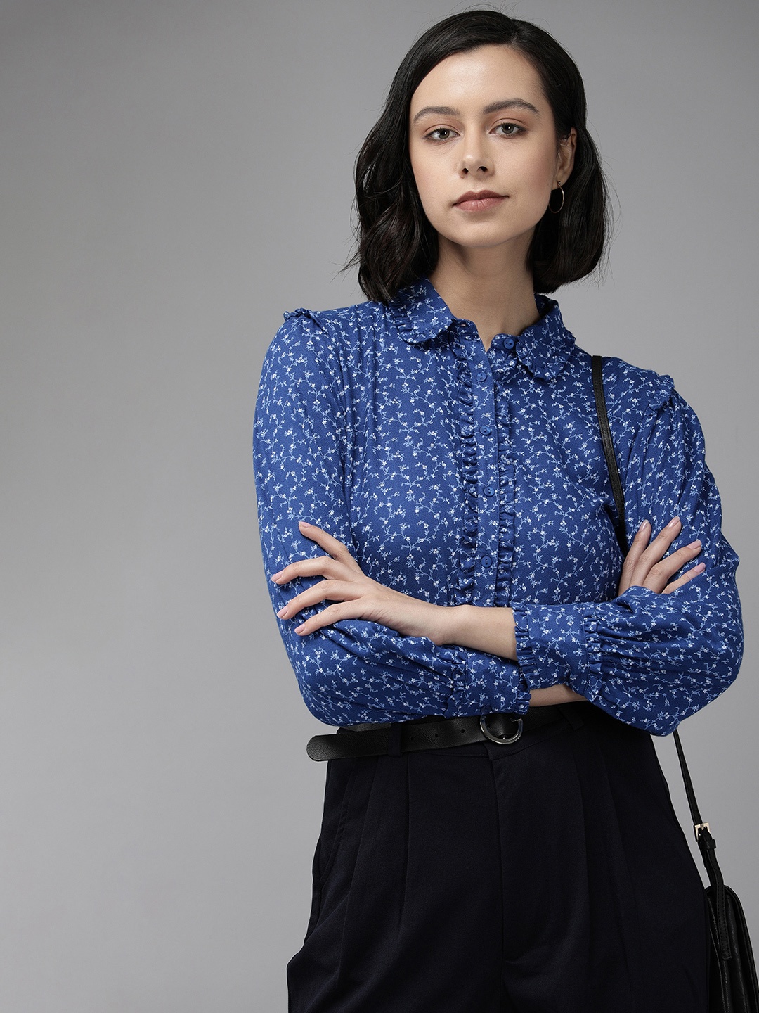 

Van Heusen Navy Blue Floral Print Shirt Style Top