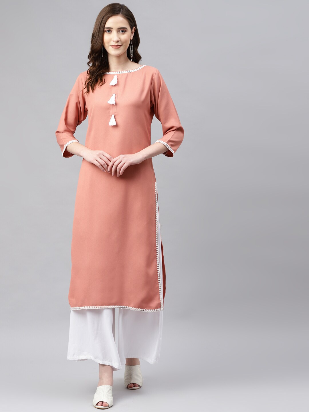 

Somras Women Peach-Coloured Straight Kurta