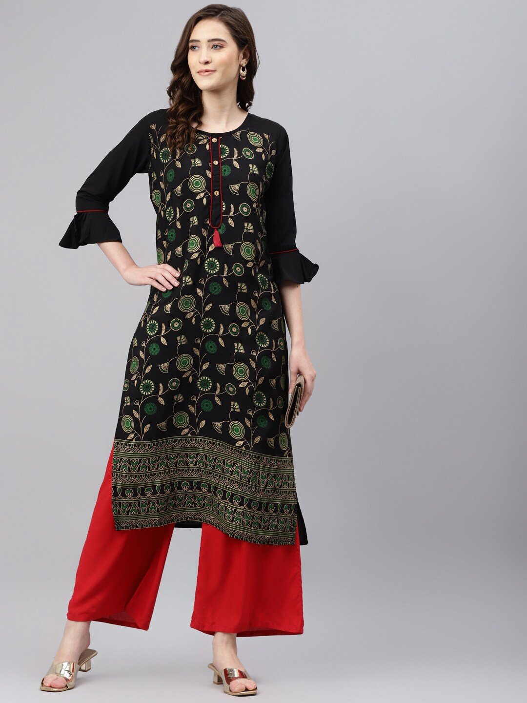 

Somras Women Black Ethnic Motifs Printed Straight Kurta
