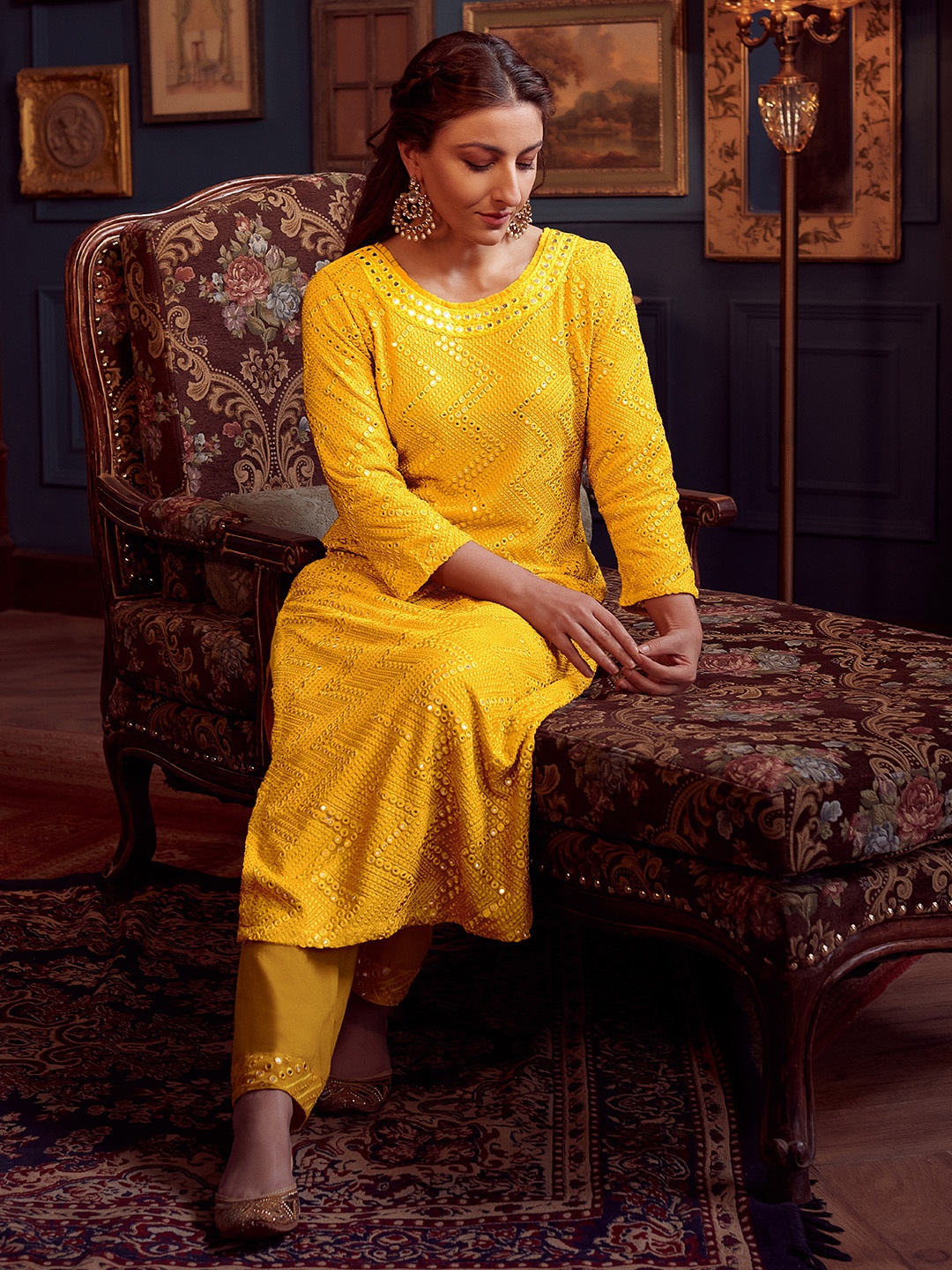 

House of Pataudi Women Mustard Yellow Chevron Embroidered Mirror Work Jashn Kurta