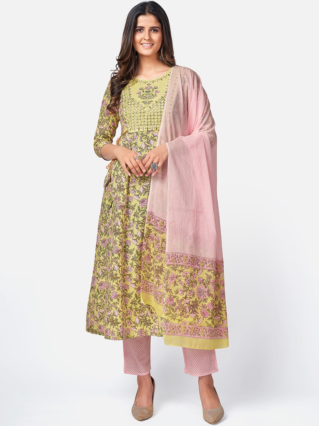 

Vbuyz Women Floral Printed Sequinned Pure Cotton Kurta with Trousers & Dupatta, Yellow