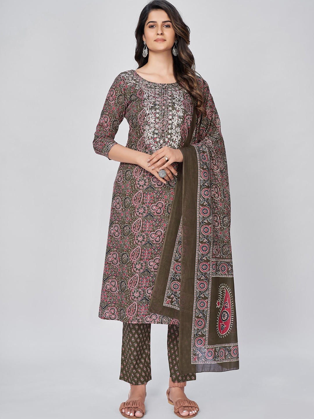 

KALINI Women Green Printed Pure Cotton Kurta with Trousers & With Dupatta