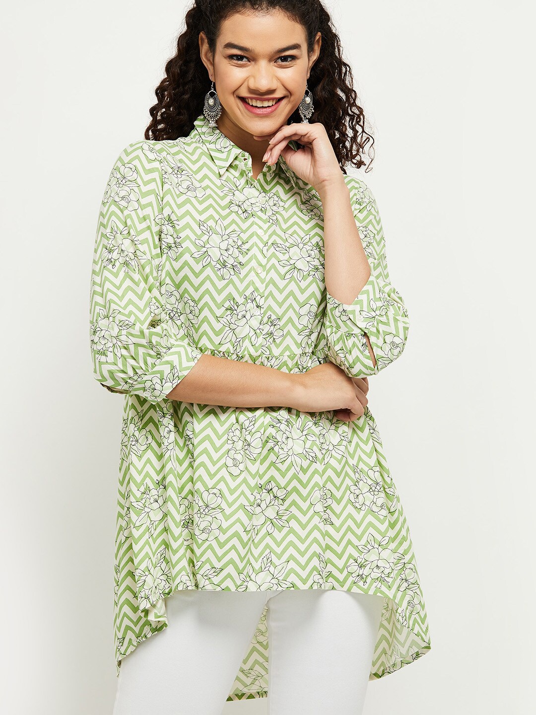 

max Women Green & White Shirt Collar Printed Tunic