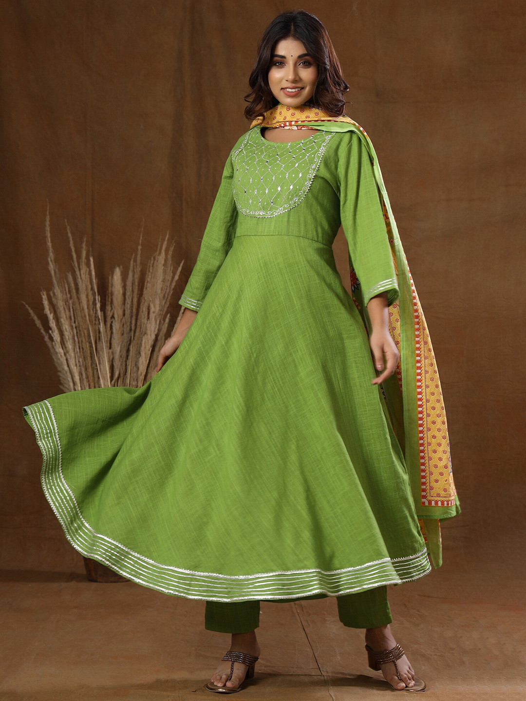 

KAAJH Women Green Pure Cotton Kurta with Trousers & With Dupatta