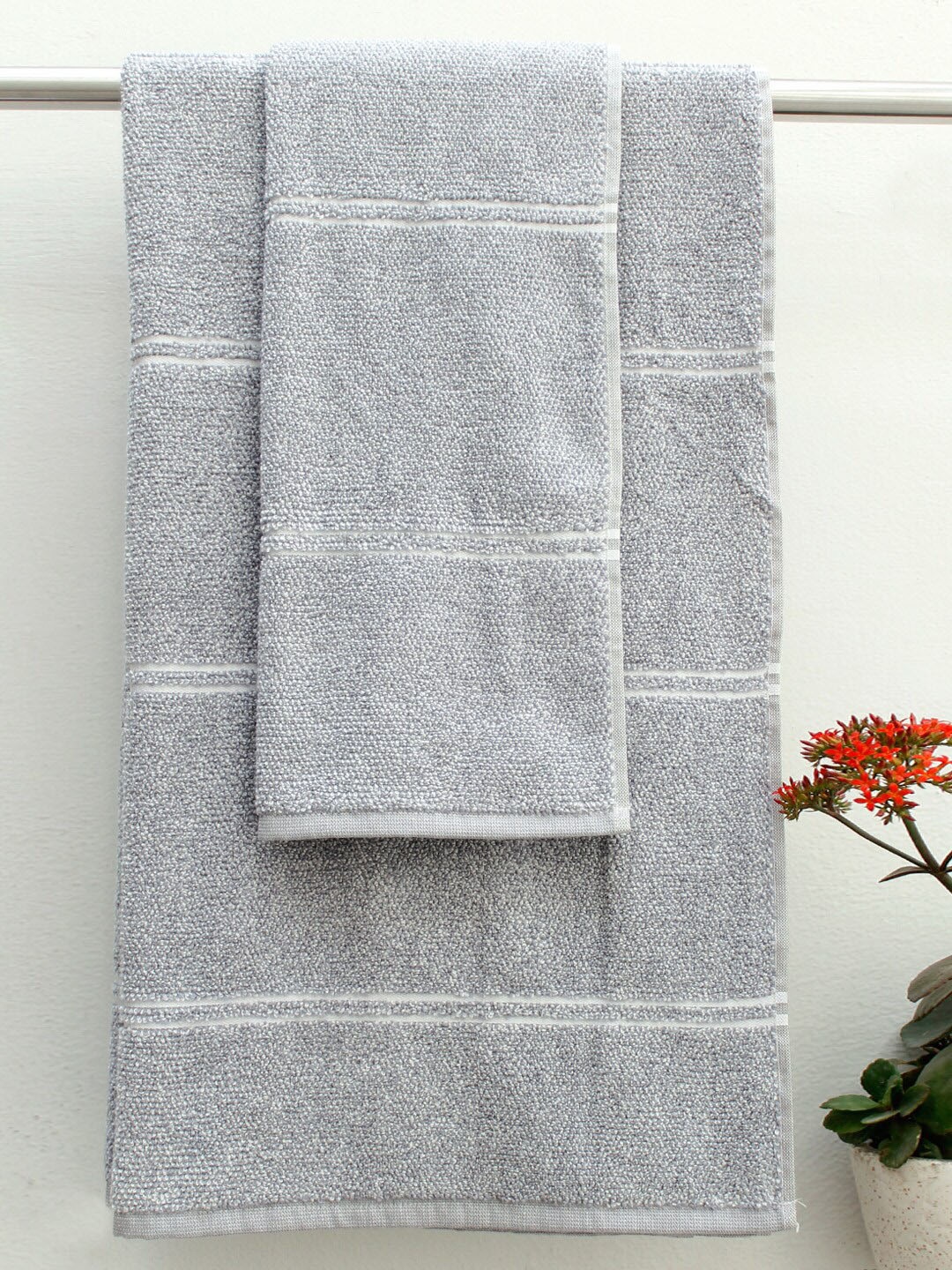 

AVI Living Set Of 4 Striped Pure Cotton 500 GSM Towels, Grey