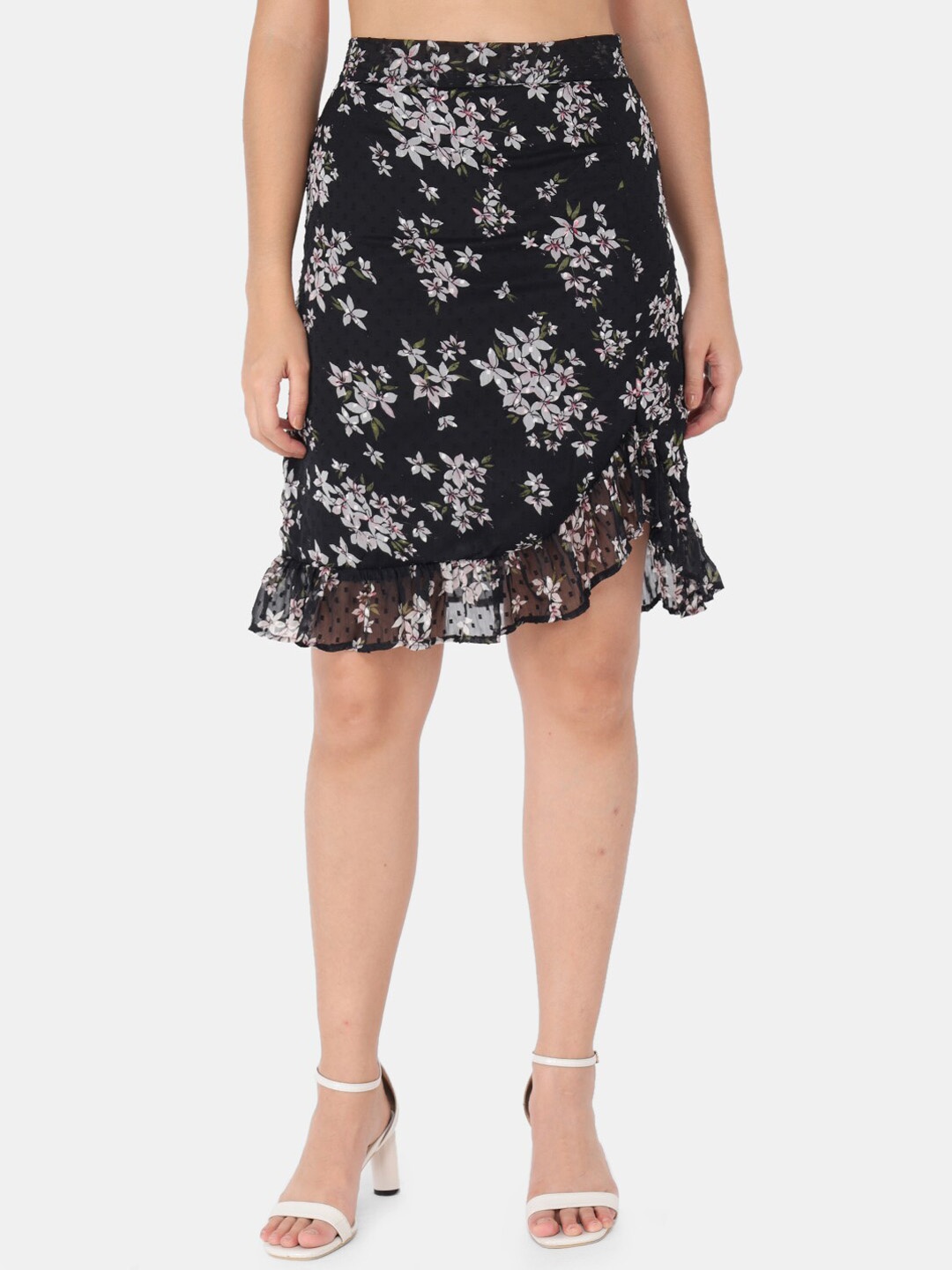 

Trend Arrest Women Black & White Printed A-Line Fill Skirt